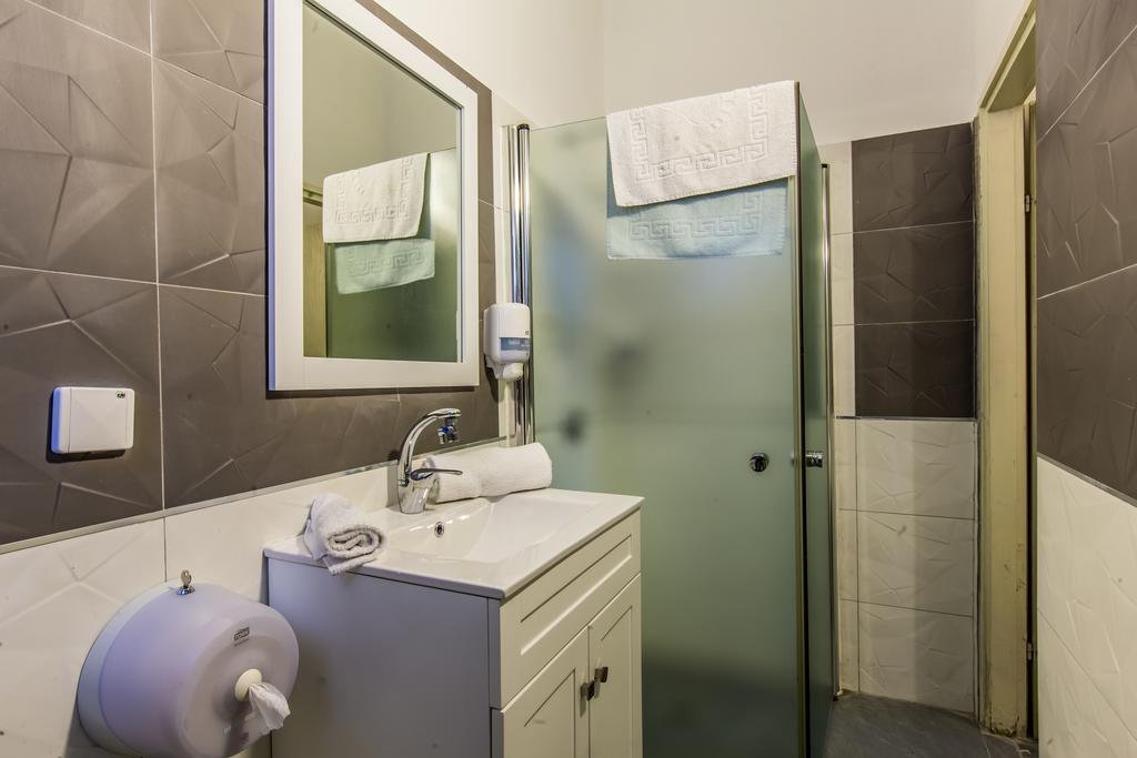 Sunset Beach Apartments テル・アビブ エクステリア 写真