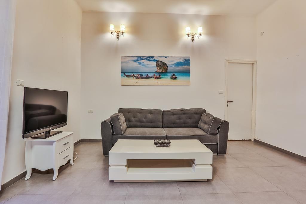 Sunset Beach Apartments テル・アビブ エクステリア 写真